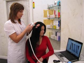 Болят луковицы волос голове