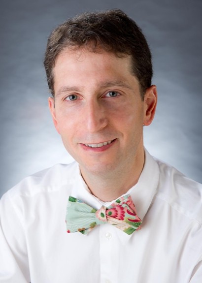 повышенное давление сильно болит голова