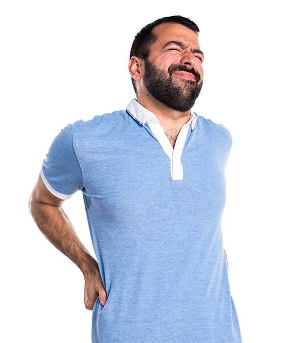 Мужчина испытывает боль в пояснице.