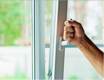 повышенное давление сильно болит голова