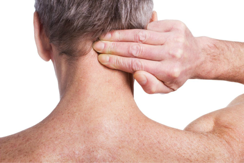 Болит затылок головы справа причины что делать