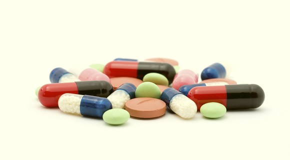 Болит спина сзади у мужчины